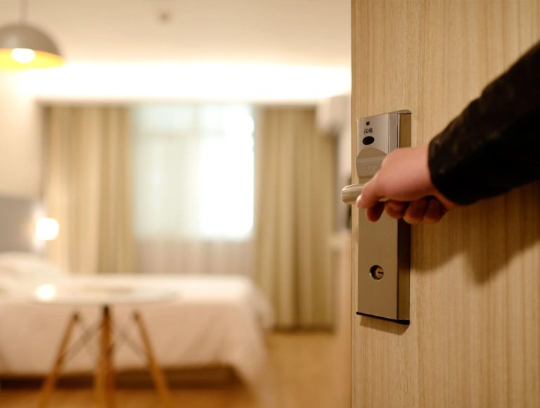 Perfect-Room_Review-1